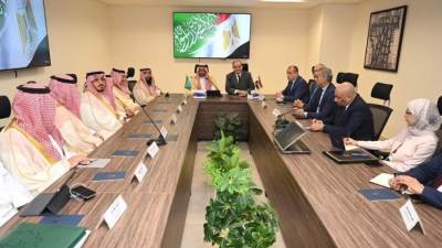 وزير التجارة والصناعة يستقبل نظيره السعودى بمقر الوزارة بالعاصمة الإدارية الجديدة