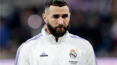 بعد 14 عاماً داخل جدران الملكى.. ريال مدريد يعلن رسمياً رحيل كريم بنزيما