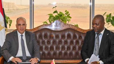 سويلم يستقبل ممثل وزيرة البيئة والتنمية المستدامة بدولة الكونغو الديمقراطية