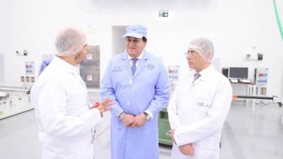 وزير الصحة يبحث مع الرئيس التنفيذي لوكالة الفضاء الاستفادة من تكنولوجيا علوم الفضاء