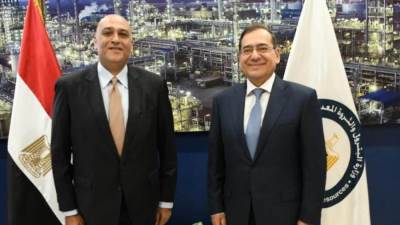 باسل رحمي يدعو المواطنين للاستفادة من مبادرة تحويل السيارات للعمل بالغاز الطبيعي