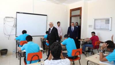 وزير التعليم ومحافظ البحر الاحمر يتفقدان لجان الثانوية العامة بمدرستي STEM وخالد بن الوليد