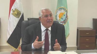 وزير الزراعة يبحث التوسع في إنتاج تقاوى المحاصيل الاستراتيجية