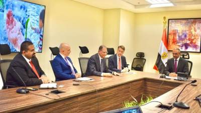 إسماعيل" يؤكد أهمية دور القطاع الخاص في المرحلة القادمة