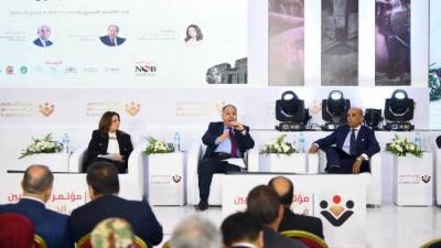 وزير المالية: الاقتصاد يسير في الطريق الصحيح.. والمشروعات القومية خلقت فرص عمل
