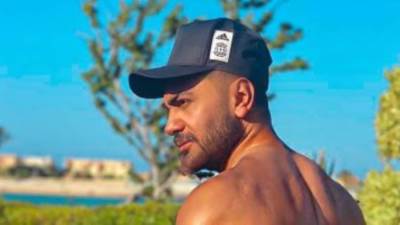 تامر حسنى بـ "نيولوك" مختلف وتمارين صباحية شاقة استعدادًا لعمل جديد