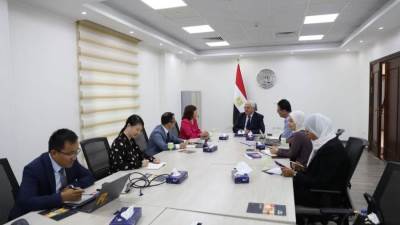 وزير التعليم العالي يستقبل وفد شركة هواوى العالمية