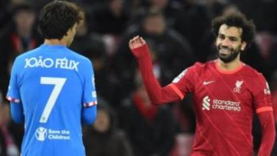 ليفربول يضع خطة طوارئ تحسبًا لرحيل محمد صلاح إلى اتحاد جدة