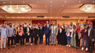 السبكي: نستهدف تدريب كافة العاملين بإدارات رضاء المنتفعين على مهارات التواصل مع ذوى الإعاقة