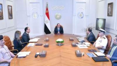 الرئيس السيسي يبحث الموقف التنفيذى لعدد من المشروعات فى العاصمة الإدارية