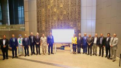 وزير السياحة يترأس اجتماع مجلس إدارة هيئة المتحف المصري الكبير