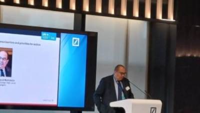 محيى الدين: القطاع المصرفى يجب أن يلعب دورًا أكبر بالتحول نحو الاقتصاد منزوع الكربون