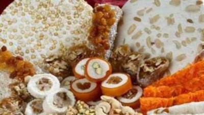 الافتاء: القول بحرمة وبدعية شراء حلوى المولد والاكل منها كلام باطل