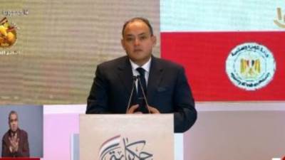 وزير الصناعة: نستهدف الوصول لـ100 مليار دولار صادرات ونعمل فى عدة جهات لزيادتها