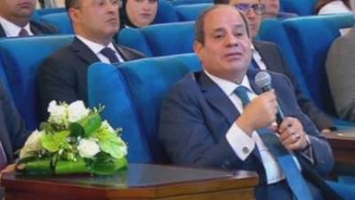 الرئيس السيسي: هنفضل نشتغل ونعمل لتنمية بلدنا