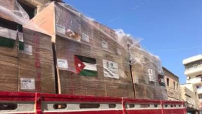 مساعدات غزة تصل لمطار العريش.. 12 طن أدوية ومستلزمات طبية من الأردن
