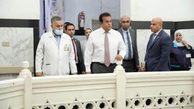 وزير الصحة يوجه بفتح تحقيق عاجل في توقف 4 أجهزة طبية عن العمل بمستشفى «رمد قلاوون»