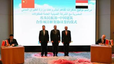 رئيس الوزراء يشهد توقيع اتفاق إطاري حول "تشييد هنجر 9000 بمطار القاهرة الدولي"