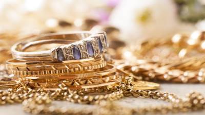 أسعار الذهب اليوم الثلاثاء 24 أكتوبر 2023