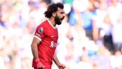 محمد صلاح علي المقاعد فى مباراة ليفربول ضد تولوز بالدوري الأوروبى