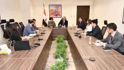 مسئولو "هيئة المجتمعات العمرانية" يعرضون الفرص الاستثمارية المتاحة بالمدن الجديدة على الحكومة اليابانية