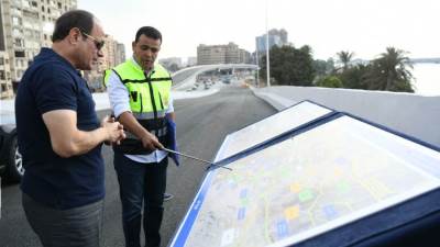 الرئيس السيسى يتابع جهود ربط القاهرة الجديدة بمتحف الحضارات وكورنيش النيل