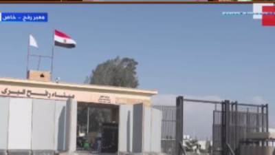 القاهرة الإخبارية: 1100 طن غاز وسولار دخلت قطاع غزة حتى الآن