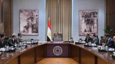 رئيس الوزراء يلتقي فريق شركة "انطلاق" لاستعراض تقرير شامل عن ريادة الأعمال في مصر