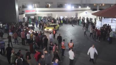 فريق الصحة العالمية يزور مستشفى الشفاء فى غزة ويصف الوضع بأنه "حمام دم"