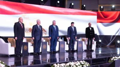 وزير التعليم العالي يشهد حفل تخرج الحاصلين على الدراسات العليا بالأكاديمية العربية للعلوم الإدارية والمالية والمصرفية