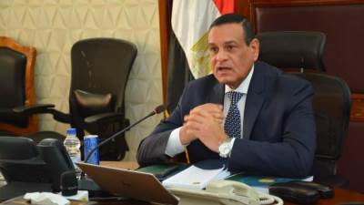 وزير التنمية يعلن مشاركة منصة "أيادي مصر" في معرض القاهرة الدولي للكتاب