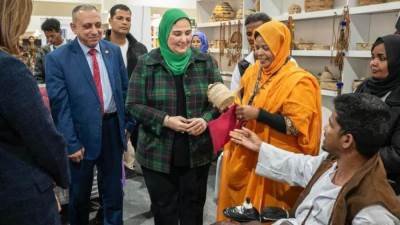 القباج تتفقد أجنحة التضامن بمعرض الكتاب بحضور وزيرة الثقافة والممثل المقيم لبرنامج الأمم المتحدة