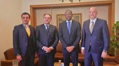 مساعدا وزير الخارجية يعقدان مباحثات مع المندوب الدائم لسيراليون لدى الأمم المتحدة