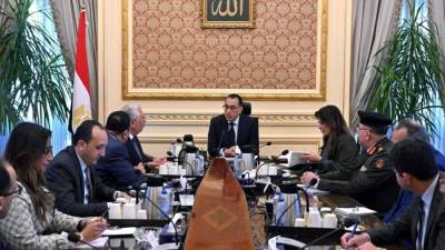 رئيس الوزراء يُوجه بخطة متكاملة لزيادة زراعات الذرة وفول الصويا لتوفير الأعلاف