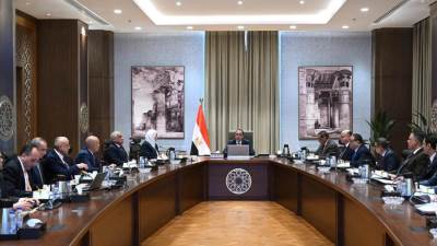 رئيس الوزراء يتابع توفير الخدمات المختلفة بالإسكان "بديل العشوائيات"