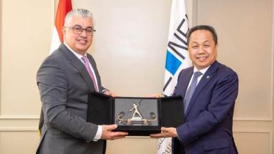 اقتصادية قناة السويس تستقبل وفدًا من مجموعة شاندونج للموانئ وميناء تشينجدوا الصيني