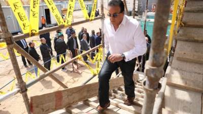 وزير الصحة يوجه بتوفير وحدة إسعاف نهري ضمن مشروع تطوير مستشفى معهد ناصر