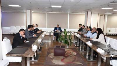 وزير الرياضة يلتقي اعضاء جمعية شباب رواد الاعمال