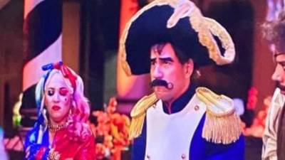 الكبير أوى 8 الحلقة 13.. نابليون وألفيس بريسلى وthe mask فى حفل الهالوين