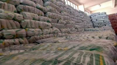 الحكومة تنفي شائعة رفع أسعار السلع التموينية خلال الشهر الجارى