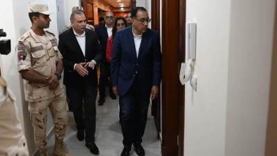 رئيس الوزراء يتفقد مشروع تطوير عواصم المحافظات والمدن الكبرى بمدينة رأس البر