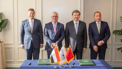 وليد جمال الدين: وقعنا عقود 3 مشروعات لشركات صينية بالقنطرة غرب والاستثمارات الصينية بمنطقة السخنة وصلت 2 مليار دولار