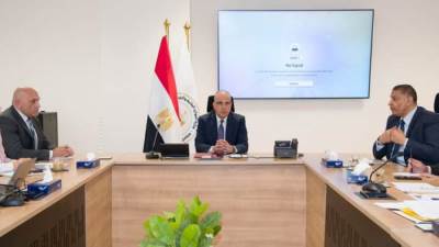 سويلم يتابع موقف تحصيل مستحقات الوزارة لدى الجهات المختلفة ، وتحفيز القائمين على منظومة التحصيل