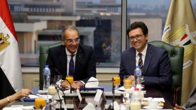 وزيرا الثقافة والاتصالات يبحثان تعزيز التعاون المشترك بمجالات التحول الرقمي